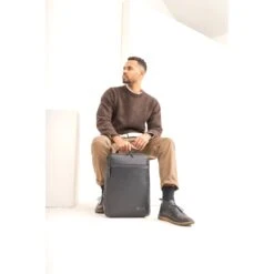 JOST STOCKHOLM Daypack Rucksack 2.0 - Schwarz 18 JOST STOCKHOLM Daypack Rucksack 2.0 - Schwarz -Taschen Geschaft 1051440 4700001 Stockholm 12